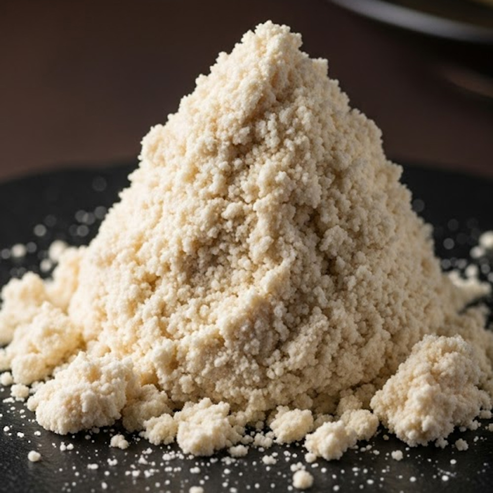 <h2>酒粕</h2><p>芳醇な酒粕の、優美な抱擁</p><span>まるでリンゴやバナナのようなフルーティーで華やかな香りが、魚の上品な味わいを引き立てます。さらに、魚特有の気になる臭みを優しく和らげ、後味をすっきりとさせてくれるのも嬉しいポイント。</span>